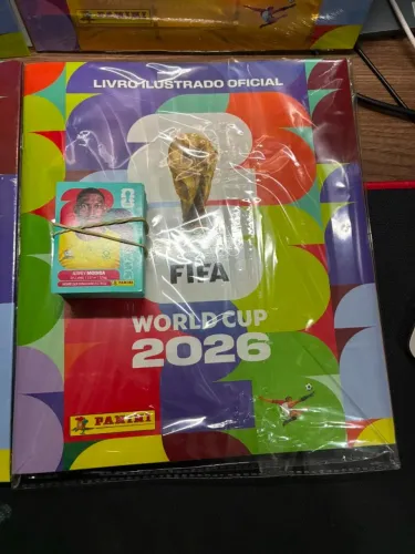 Álbum Copa 2026 Brochura + 100 figurinhas Originais Panini