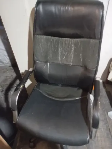 Cadeira de escritório ou pra Pc