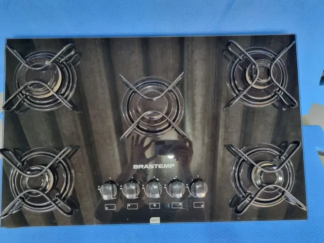 Cooktop 5 Bocas Brastemp com Grades Piatina e Acendimento Automático - BDD75AE
