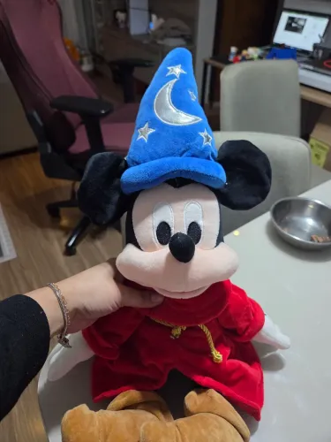 Pelucia mickey mágico