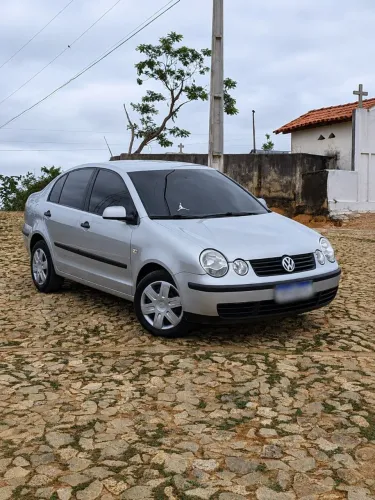 Volkswagen Polo Sedan 1.6 MI Total Flex 8V 4P 2005