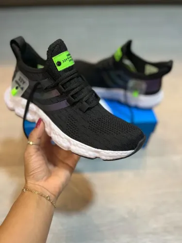 Promoção Tênis Adidas Premium