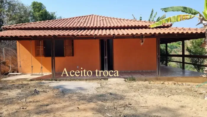 Sítio em Piracema MG Ótima localização com agua corrente aceito carro 199 MIL