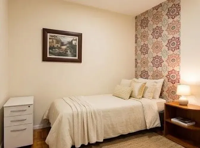 Quarto TOP Berrini/ V.Olimpia - 1100 reais
