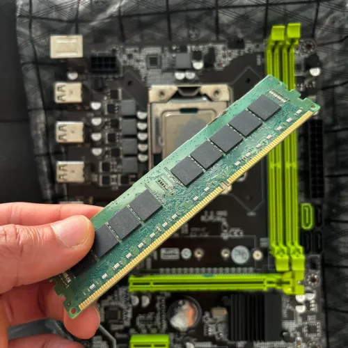 Memória Ram DDR3 + XEON 2420 v2
