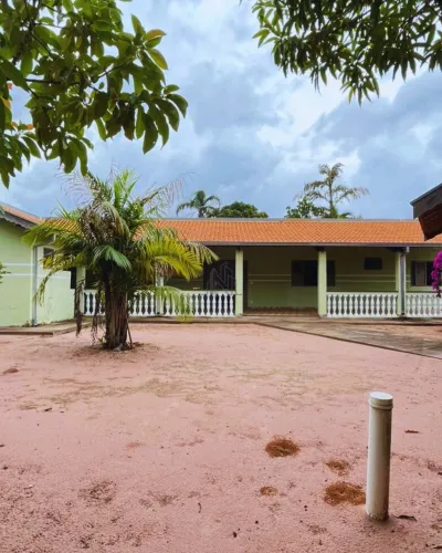 Casa recém-construída à venda na Lagoa Dourada
