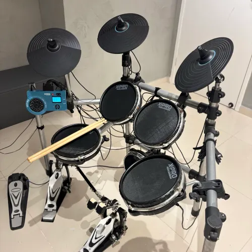Bateria Eletrônica X Pro ED44/SKD360 + pedal duplo + acessórios