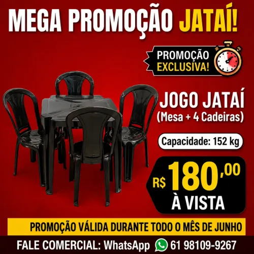 Jogo de mesa com cadeiras de plástico nova