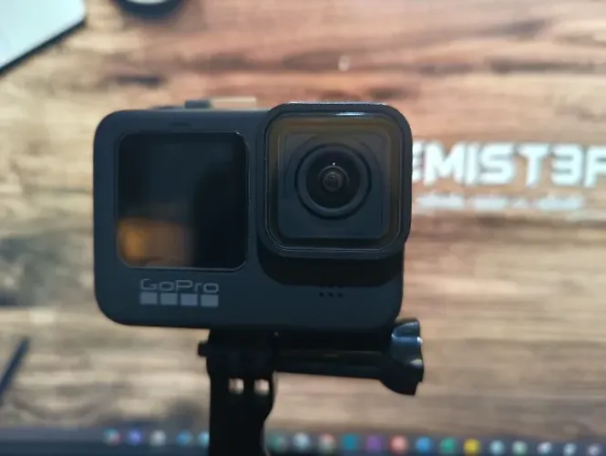 GoPro Hero 9 Black, com 3 Baterias + Acessórios | Excelente Estado