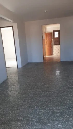 Imóvel para aluguel tem 76 metros quadrados com 2 quartos em Serrinha - Fortaleza - CE