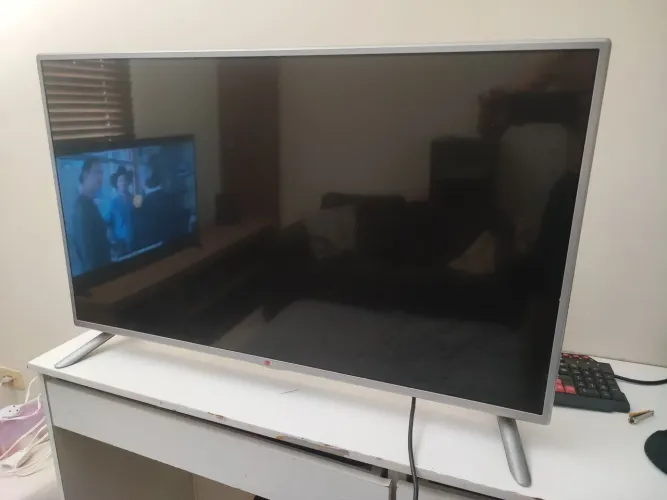 Tv LG "43" Smart LCD