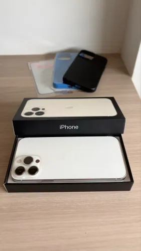 Vendo iPhone 13 Pro Max 256gb Branco