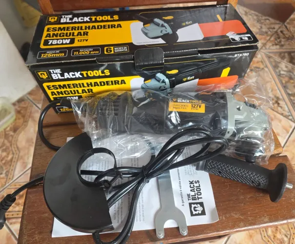 Esmerilhadeira Lixadeira Angular Profiss 780w 4.1/2 Pol 110v