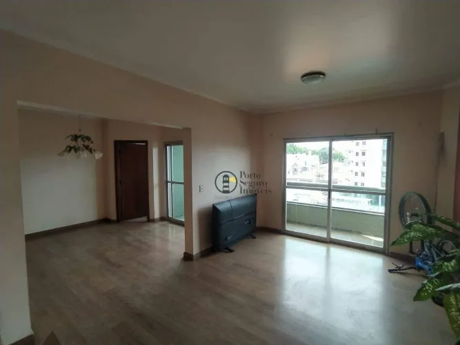Em ótima localização, com espaço gourmet, churrasqueira, piscina, acesso para deficientes 
