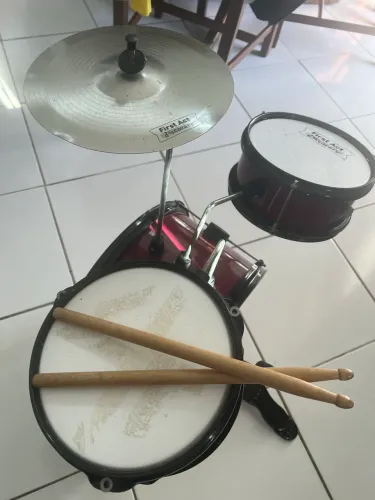 Bateria infantil