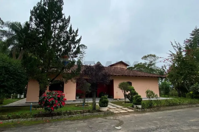 Sitio à Venda em Sabaúna, com 240.000m², com Luxo e Tranquilidade!