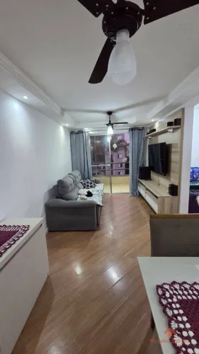 Apartamento com 2 dormitórios à venda, 56 m² por R$ 275.000,00 - Jardim Veloso - Osasco/SP