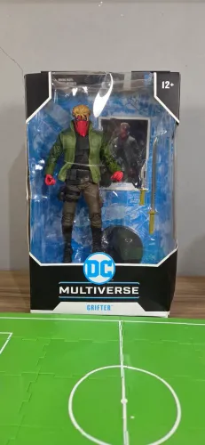 Mcfarlane Bandoleiro ( wildcats) caixa danificada