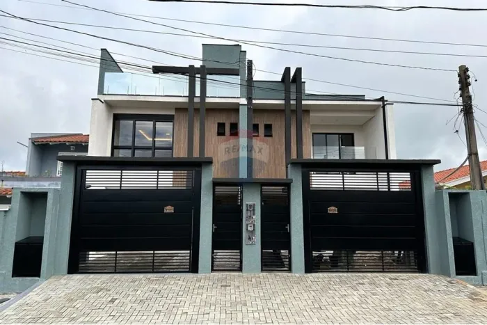 Sobrado à venda no Venturo Conjunto Urano, Afonso Pena