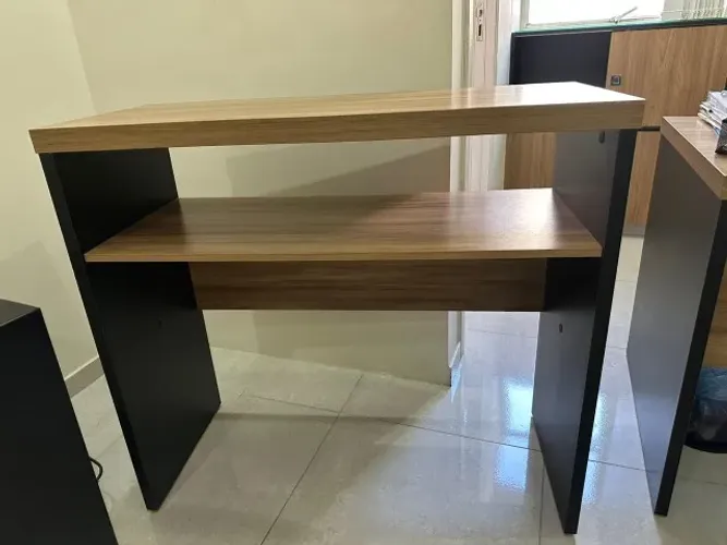 Oferta imperdível! Bancada para escritório.