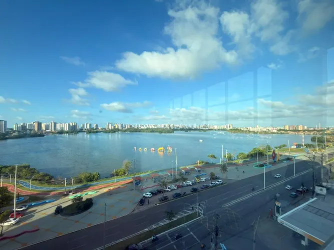 LAGOA CORPORATE & OFFICES | SALAS CORPORATIVAS NASCENTE COM VISTA MAR E LAGOA | 189m² E 21