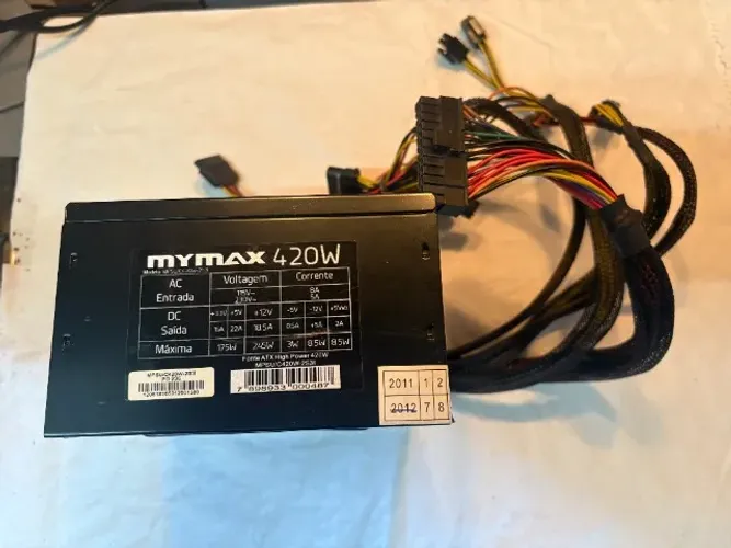 Fonte para Desktop PC Mymax 420W -  Sucata - Leia