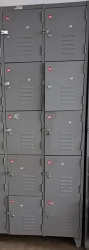 ARMÁRIO ROUPEIRO DE AÇO 10 PORTAS