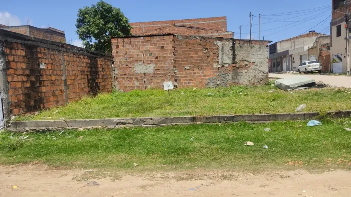 Terreno localizado no loteamento Piabeta