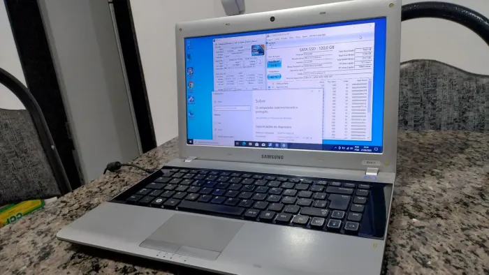 Notebook Samsung rv 411 com i3 380m 2.5 ghz com ssd 120 c 6 ( excelente estado )