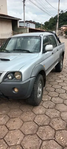 Mitsubishi L200 Outdoor HPE 2.5 4X4 CD T.dies. Mec. 2010