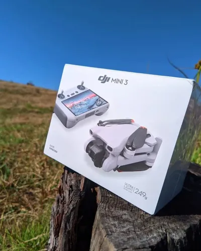 Mini 3 com Tela com 1 Ano de Garantia 