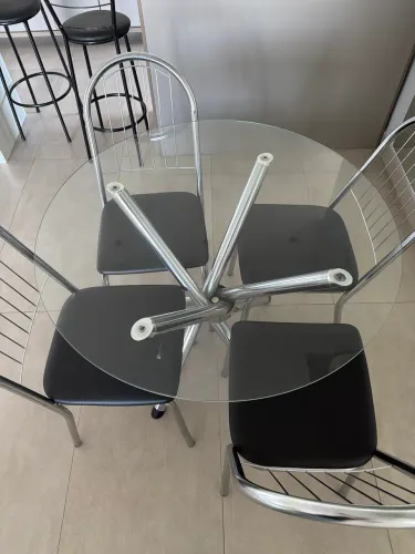 Mesa de vidro 4 lugares 