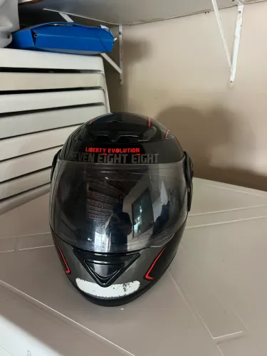 Capacete