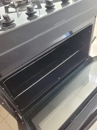 Fogão 5 bocas com acendimento automático 