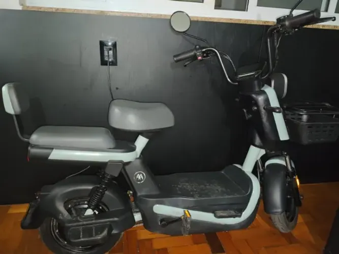 AIMA Kuyan - litio Pro Autopropelido Elétrico 1000W com até 70 km de autonomia