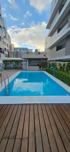 Apto espaçoso e 200m da praia.