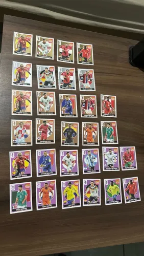 Figurinhas Extras Legends 2026 e 2022