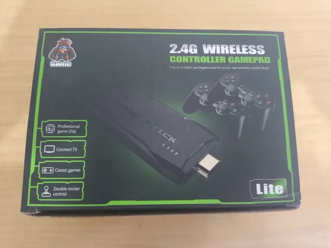 Vídeo Game Stick 4K Ultra HD - 10.000 Jogos Clássicos - 2 Controles Wireless