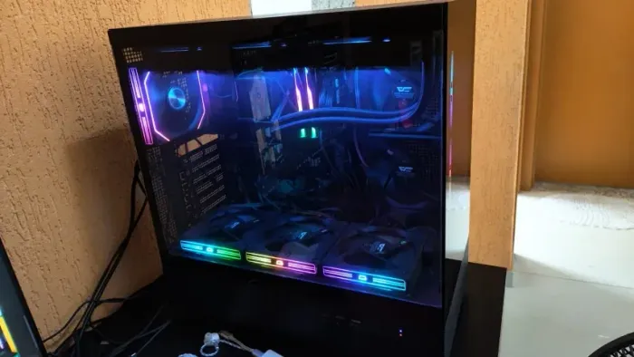 PC GAMER/ RYZEN 7 9800X3D/ 32GB DE RAM/ SSD 2TB.