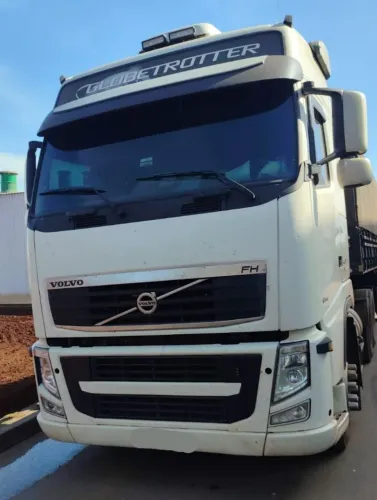 VOLVO FH 440 2011 AUTOMATICO 6X2