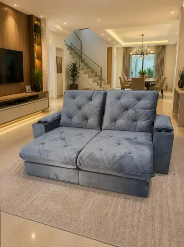 Sofá Retrátil Reclinável Cuiabá com Porta Copos Suede Marrom D33