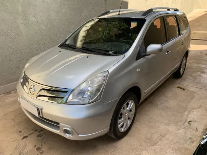 Nissan Livina Grand SL 1.8 16V Flex Fuel Aut. 2014