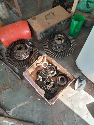 Vendo peças de caminhão 1113