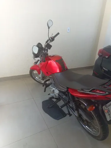 Vendo YBR factor vermelha 2008/9
