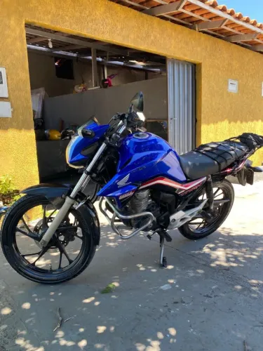 Titan 160