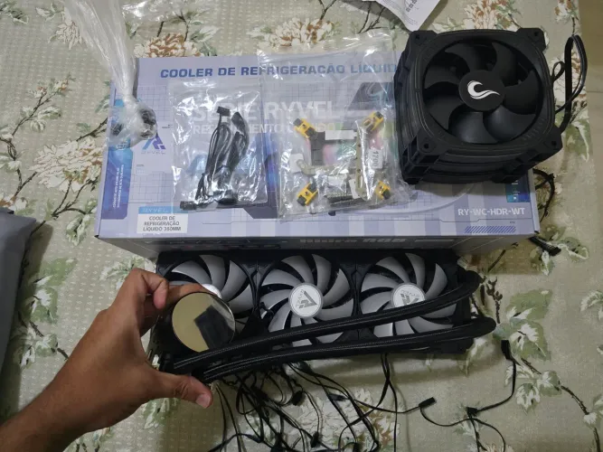 Watercooler Ryvel Hidra RGB 360mm + 3 Fans Rise Aura Pro Black ARGB