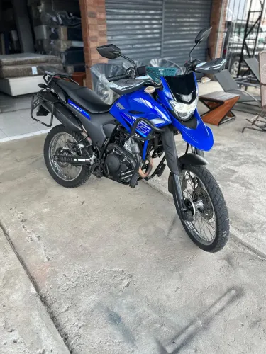 Oferta Lander semi nova