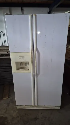 Geladeiras kitchen aid e Ge.