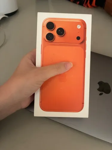 IPhone 17 pro max Lacrado Laranja