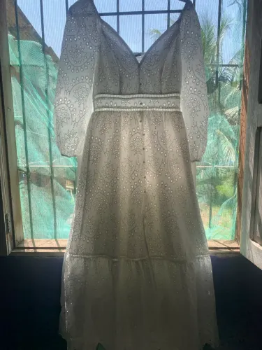 Vestido de renda branco
